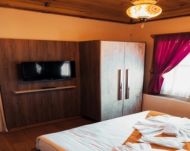 Standart and Deluxe Double Rooms